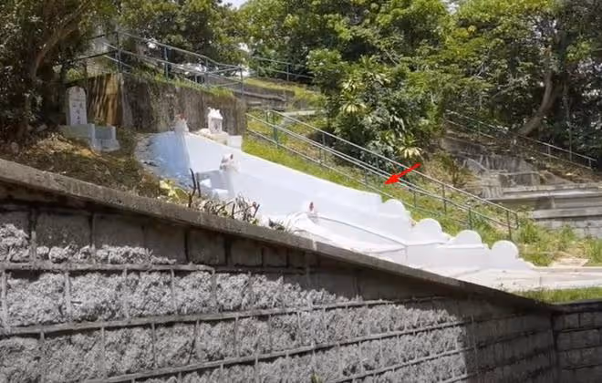 藍瓊纓墓地新動態:使用昂貴青崗石打造,與何鴻燊墓位保持距離