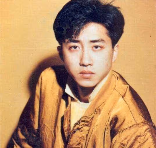 相戀22年，疑「被不忠誠」的庾澄慶，如今竟公開支持前妻伊能靜