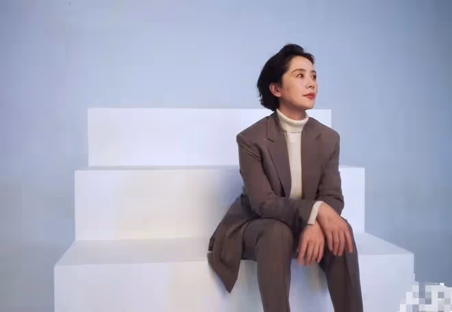 海清自曝韌帶撕裂長囊腫!曾痛到徹夜難眠,兒子抱她休息貼心照顧