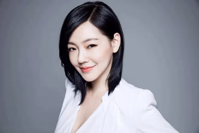 恭喜!40歲男星在小S節目中求婚成功,女友是交往半年小10歲空姐