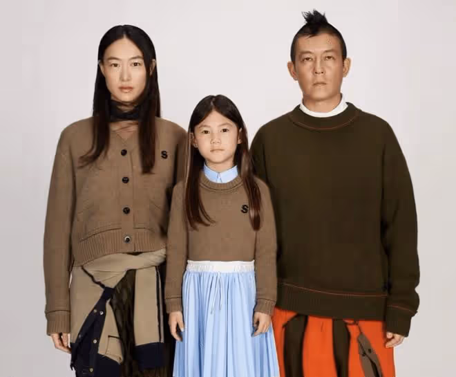 陳冠希攜妻女拍宣傳片,吻女兒臉頰父愛滿滿,秦舒培顏值越來越高