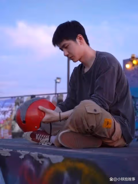 王一博多部新片定檔,熱烈暑期上映,再度搭檔影帝讓人羨慕