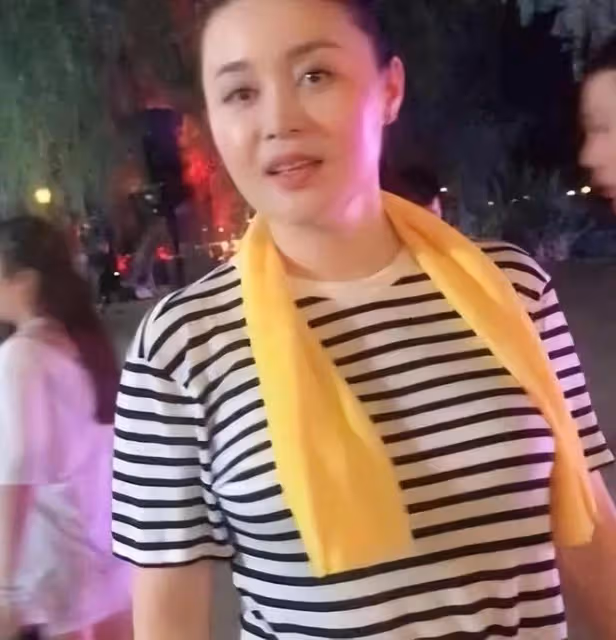 關婷娜:長相漂亮戲也好,21歲跟隨趙本山,40歲依舊單身