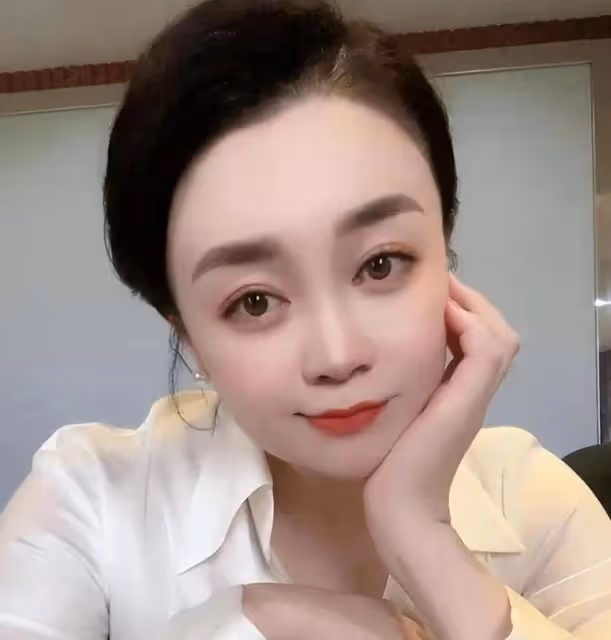 關婷娜：長相漂亮戲也好，21歲跟隨趙本山，40歲依舊單身