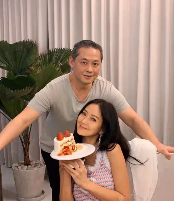 孫芸芸被曝澳洲買豪宅當陪讀媽媽,賈靜雯卻曾同意梧桐妹當明星
