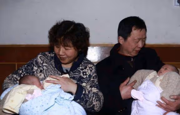 ''我媽沒義務幫你帶孩子'',丈夫霸氣護母,沒料到妻子更勝一籌