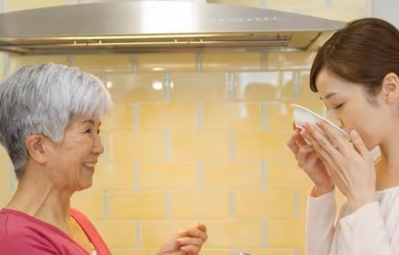 ''我媽沒義務幫你帶孩子'',丈夫霸氣護母,沒料到妻子更勝一籌
