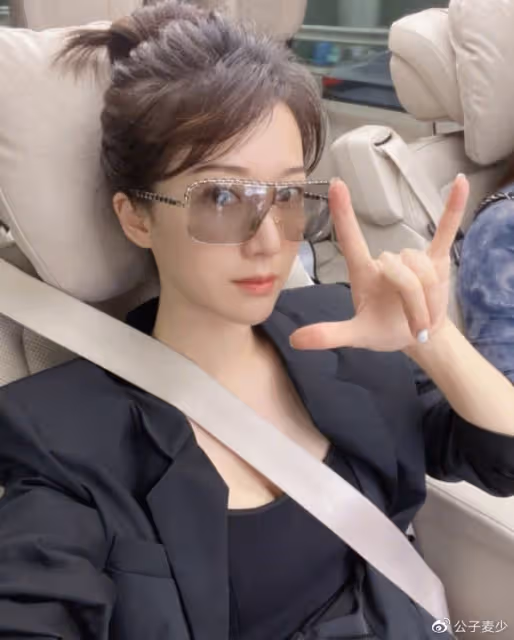 李念官宣懷三胎!走紅後嫁百億富商成贏家,疑整容大眼神似林志玲