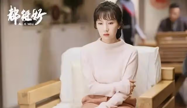 李念官宣懷三胎!走紅後嫁百億富商成贏家,疑整容大眼神似林志玲