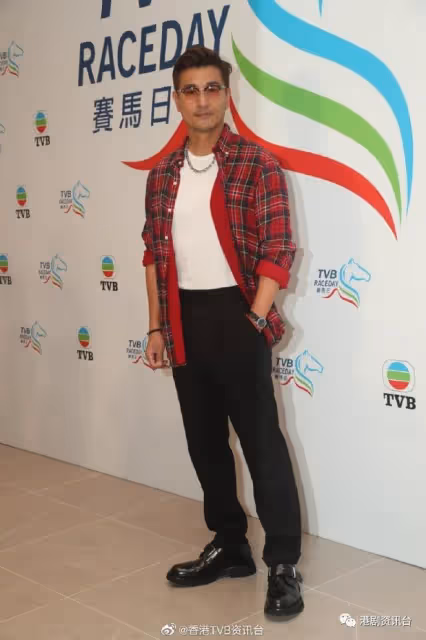 TVB賽馬日‧圖輯｜阿姐汪明荃薄紗橙紅裙勁高貴！陳嘉慧DV中空最性感