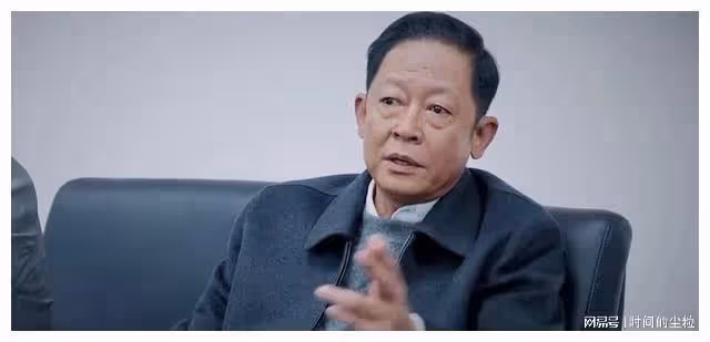 央視果然最懂反腐劇的,把體制內「潛規則」,毫不避諱的拍了出來