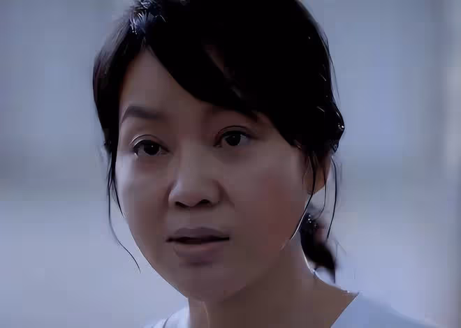 個個頂著一張「科技臉」，這5位整容女星，別出來侮辱觀眾了！