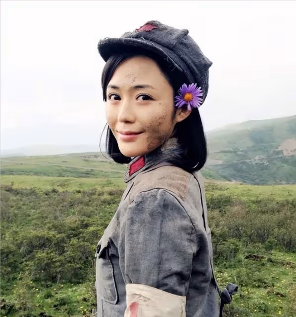 個個頂著一張「科技臉」，這5位整容女星，別出來侮辱觀眾了！
