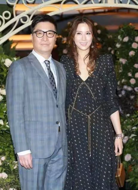 徐子淇近照：40歲身材發福似大媽，無貴婦氣質仍想拼第五胎