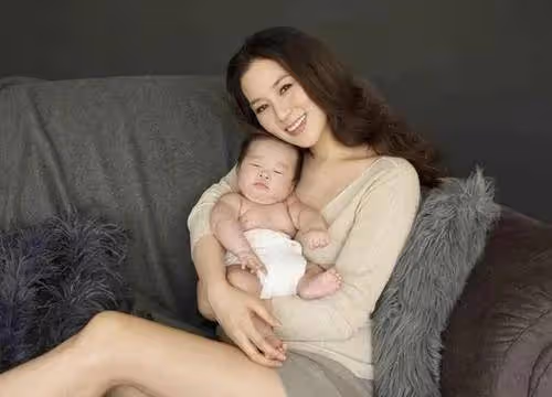 徐子淇近照：40歲身材發福似大媽，無貴婦氣質仍想拼第五胎