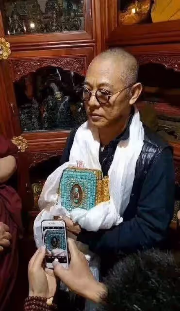 李連杰自曝信佛原因：無法滿足自己和家人的精神需求，內心很痛苦