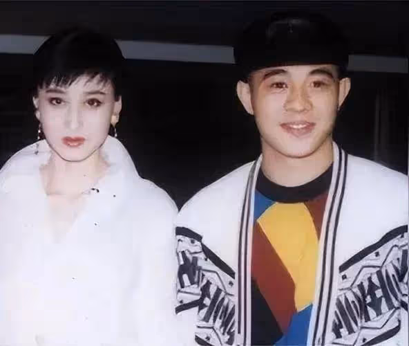 李連杰自曝信佛原因：無法滿足自己和家人的精神需求，內心很痛苦