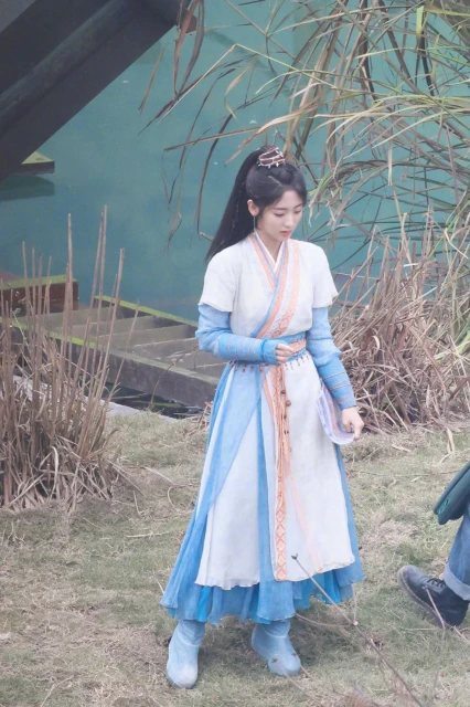 《武庚紀》女主選對了,邢菲二搭任嘉倫是賣點,妝造在線元氣滿滿