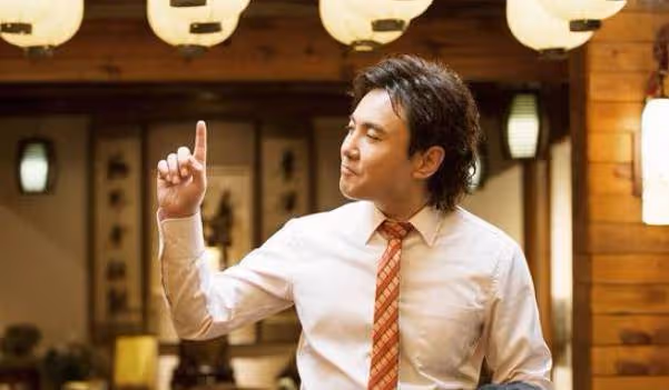 《夏洛特煩惱》中的學員選秀,為何不找那英本人出演?沈騰真敢說