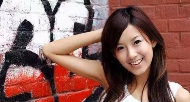她曾比楊冪還紅，還被提名百花新人獎，今顏值下降到認不出