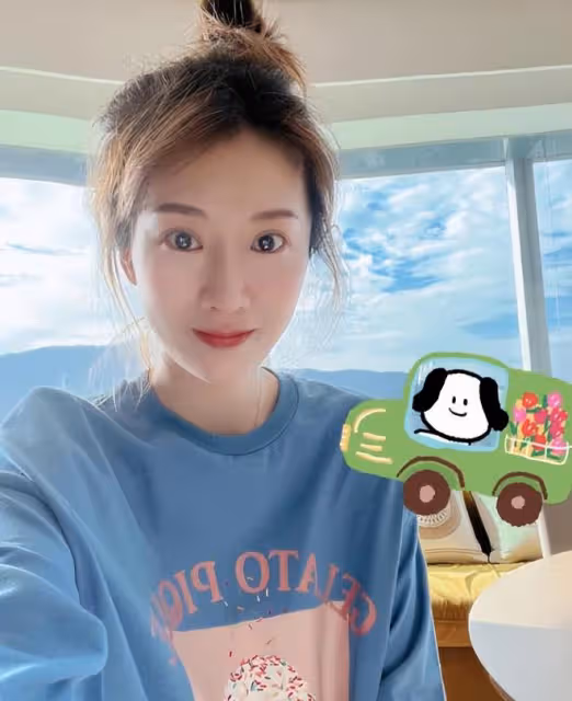 李念官宣懷三胎，26歲嫁富豪成贏家，活成了多少人理想中的樣子