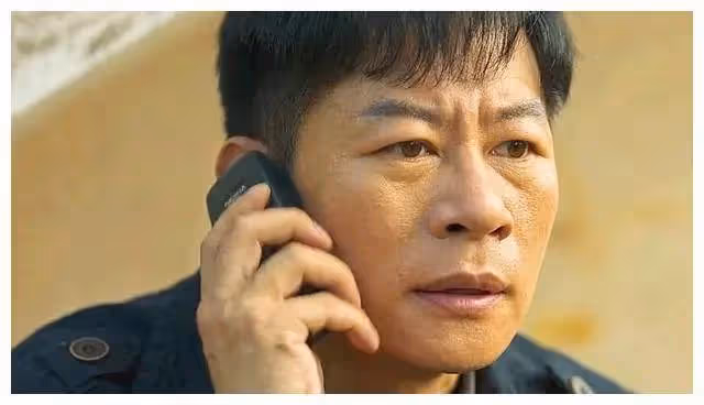 《狂飆》裡面下線最早的好人，帥得一塌糊塗，他掉下去你哭了沒有