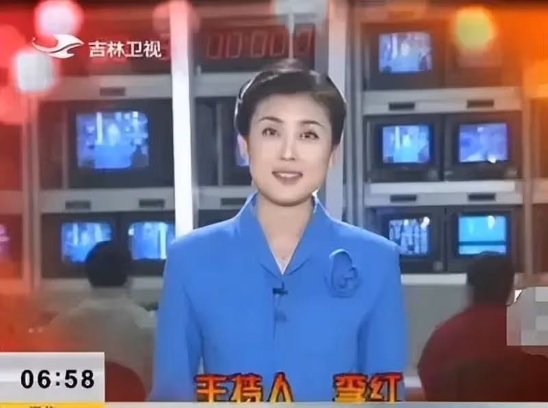 驚呆！14歲輟學18歲逃婚，從打工妹到央視一姐，她是如何逆襲的？