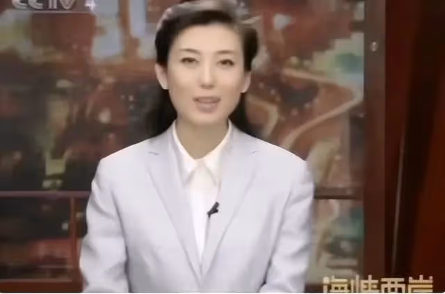 驚呆！14歲輟學18歲逃婚，從打工妹到央視一姐，她是如何逆襲的？