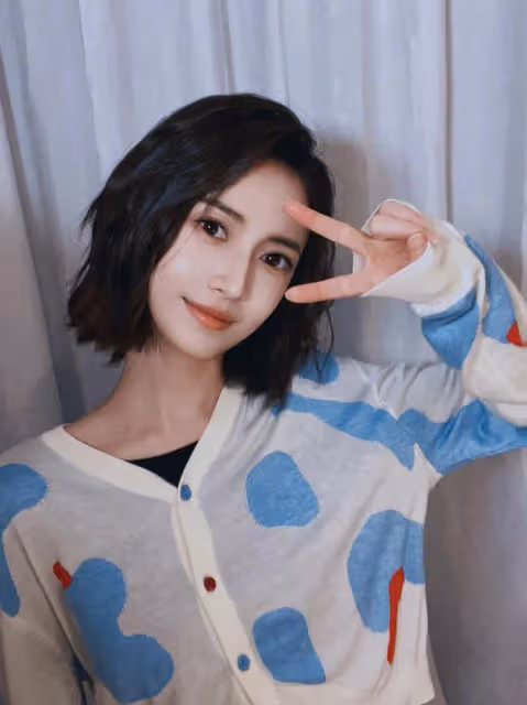 曝當紅女星與三搭導演疑曖昧，兩人同養小狗，後者刪除照片引懷疑