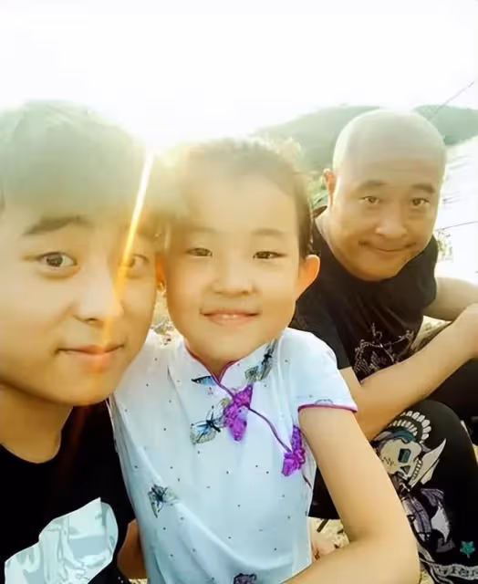 鄉愛趙四兒子官宣結婚！新娘大眼瓜子臉顏值高，被曝已懷孕3月