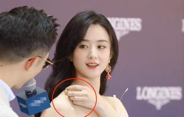 2023年女明星集體臉崩!劉詩詩大變樣,童謠被嘲小老太,楊紫老氣