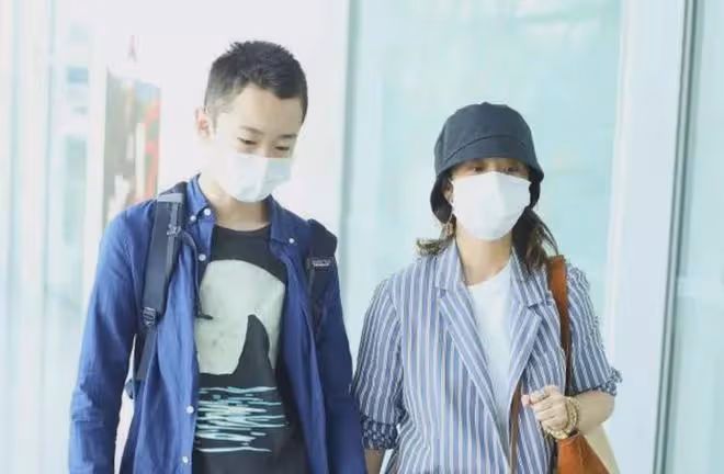 46歲海清患怪病,骨頭上長囊腫肌肉粘連,無藥可治恐將退出娛樂圈