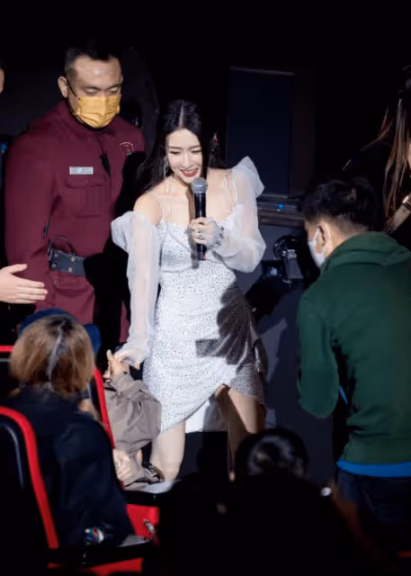 突發！「星夢一姐」開演唱會發生嚴重意外！耳膜險聾急入院！