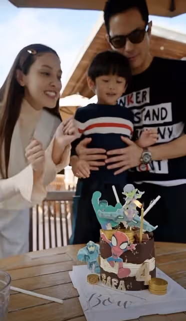 鄭嘉穎為4歲長子慶生，嬌妻陳凱琳膚色暗沉，剛出月子就陪兒子瘋玩