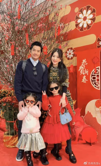 鄭嘉穎為4歲長子慶生，嬌妻陳凱琳膚色暗沉，剛出月子就陪兒子瘋玩
