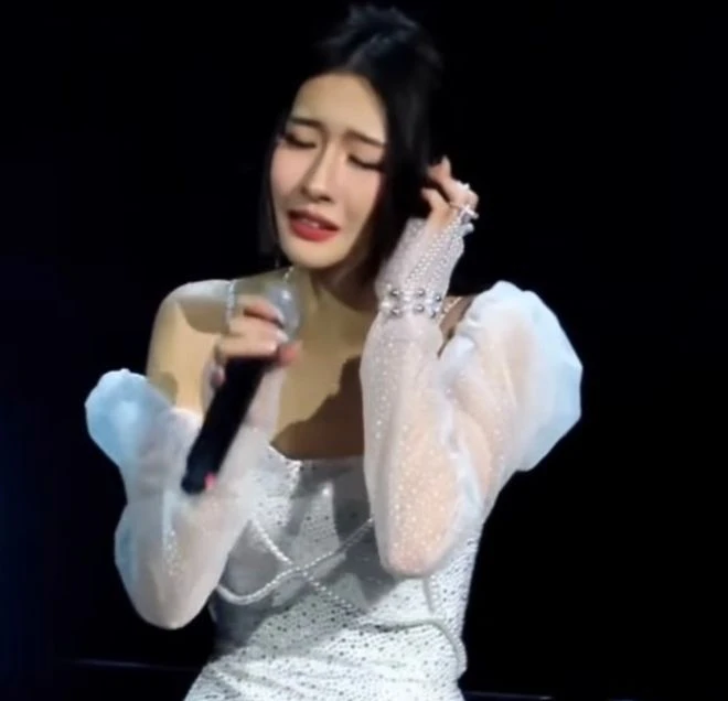 TVB女星表演頻出意外!換衣時被人闖入嚇哭,震傷耳膜發燒急求醫