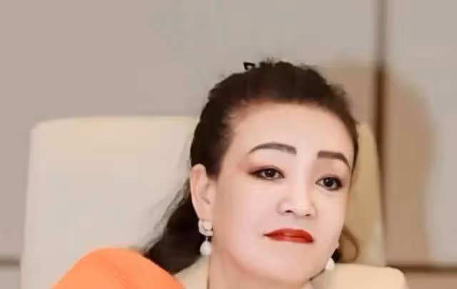 汪小菲現身張蘭直播間,或與張穎穎分手,剪了平頭疑似專心搞事業