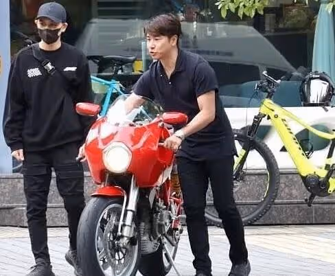 林志穎車禍復工後首露面,騎車與歐弟聚餐,曝歐弟離婚後全面復出