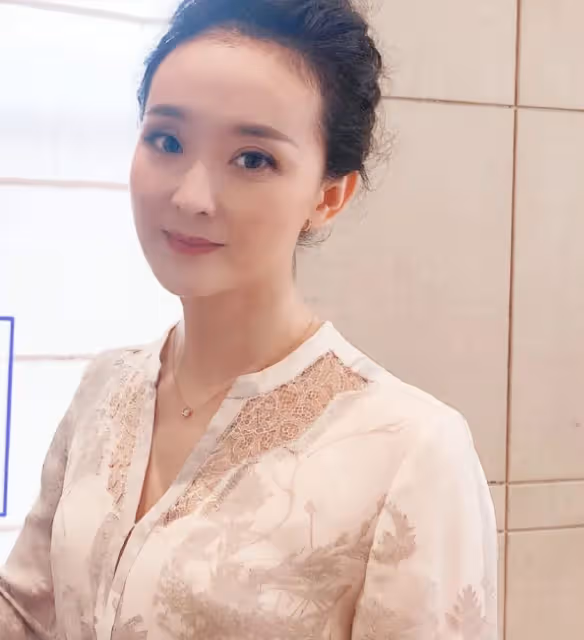 王艷言論引爭議！住故宮旁11億豪宅稱無欲無求，兒子一天零花錢3w