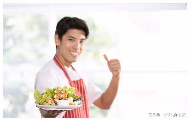 杜新枝穿紅衣服遭網友吐槽太喜慶,再看她的人設打分就知道原因了