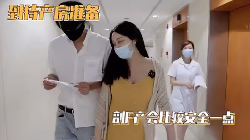 曝古裝男演員婚內出軌,趁著女星太太懷孕偷腥,李子峰情形吻合