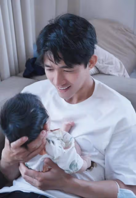 曝三字男演員孕期出軌，與老婆疑似離婚未公開，扒細節李子峰躺槍