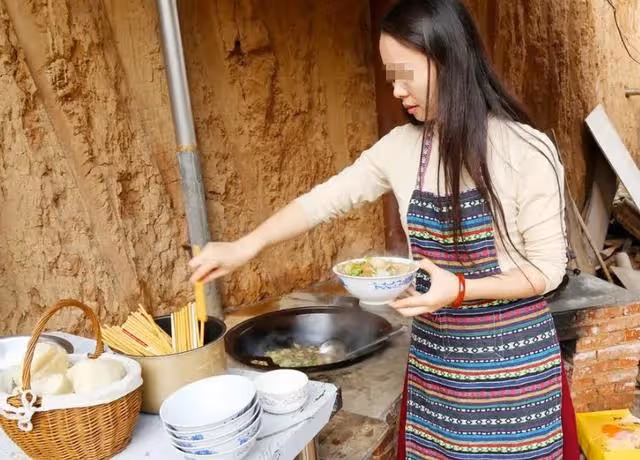 小叔子一家來蹭飯,總賴著不走,我只用了18元就送走他們
