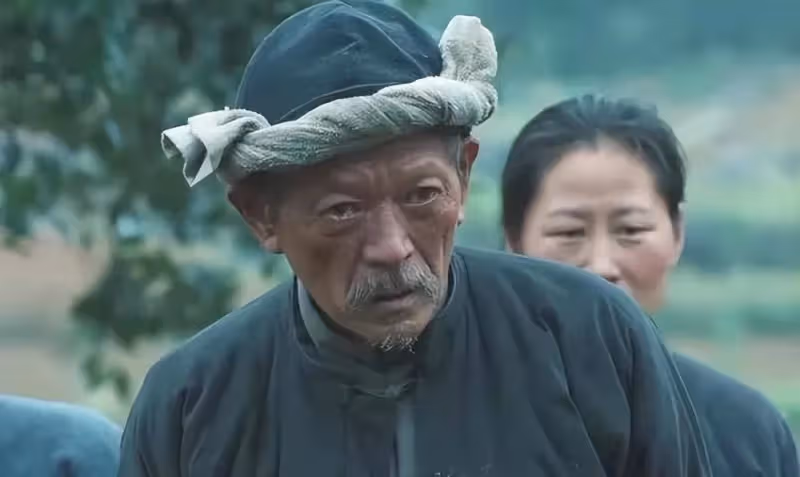 羅京民:演了半輩子配角50歲才出名,用一個獎盃打臉高片酬明星