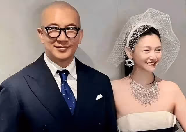 汪小菲大S口碑兩極分化:汪小菲剃頭幹事業,大S為具俊曄謠言奔波