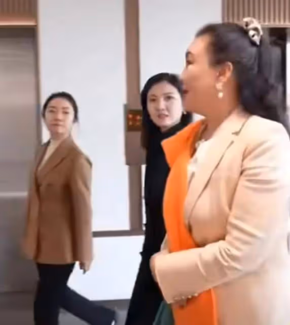 汪小菲大S口碑兩極分化:汪小菲剃頭幹事業,大S為具俊曄謠言奔波