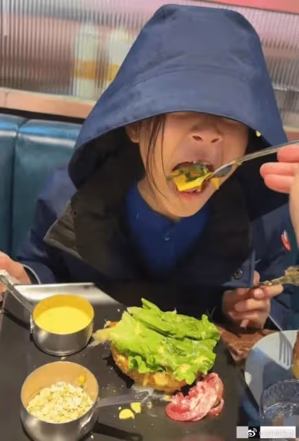 今日份的瓜丨具俊曄公開無犯罪證明,賈乃亮曬甜馨吃飯日常