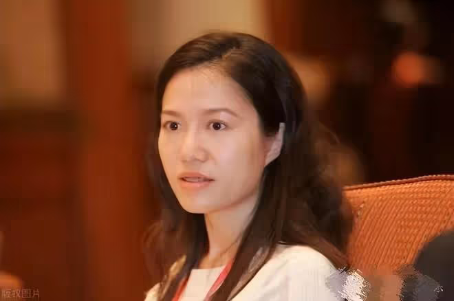 圖他名圖他老,圖他結婚不給錢?3對老少戀的夫妻,各有各的煩惱