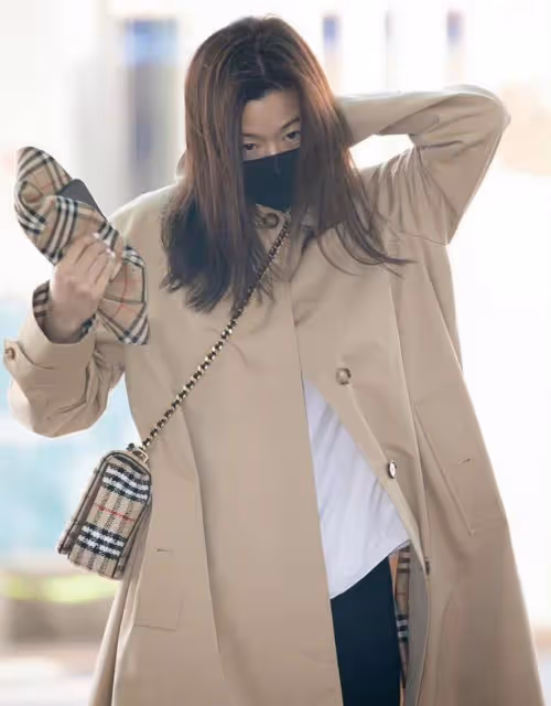 宋慧喬米蘭時裝周扮相甜美,氣質乖巧可愛,全智賢知性俏皮
