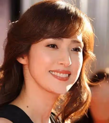 日本紅樓夢《源氏物語》為什麼要找個女人飾演光源氏